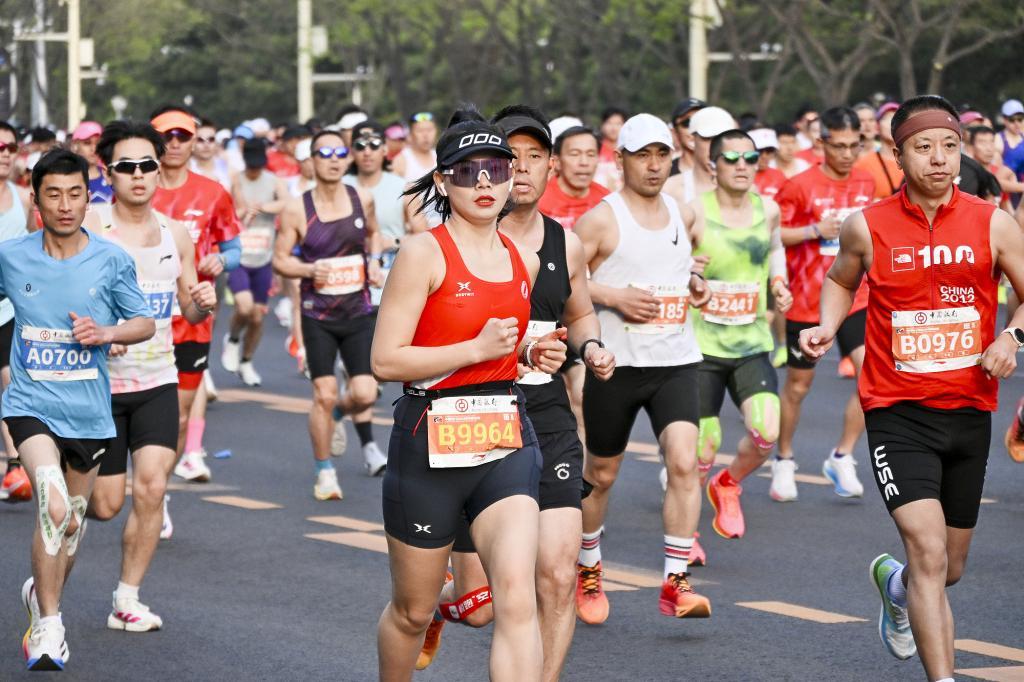 bti体育登录入口-王文杰带领中国半马进入101时代，中国路跑凭什么持续提速